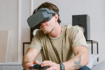 VR Immersion in Gaming